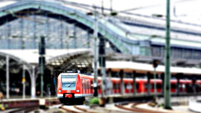 Zug Eisenbahn pixabay central-station-1527780_1280