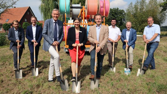 Spatenstich Breitbandausbau Versmold