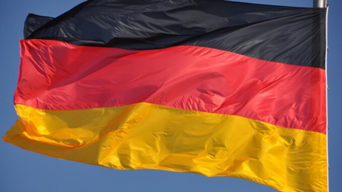deutschlandflagge pixabay german-1016362_1280
