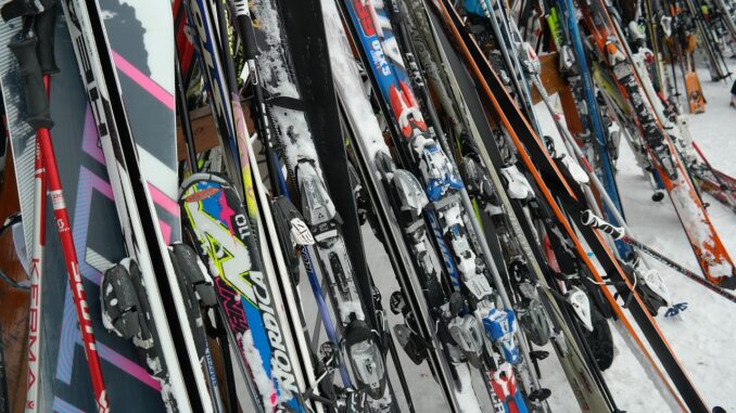 ski pixabay -232167_1280